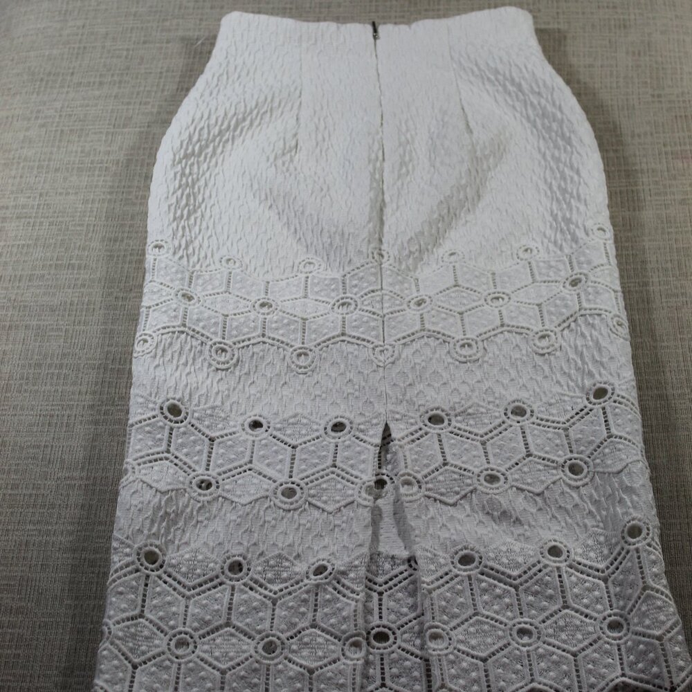 GORGEOUS! Rebecca Taylor Size 2 Long White Textured Skirt - Picture 2 of 5